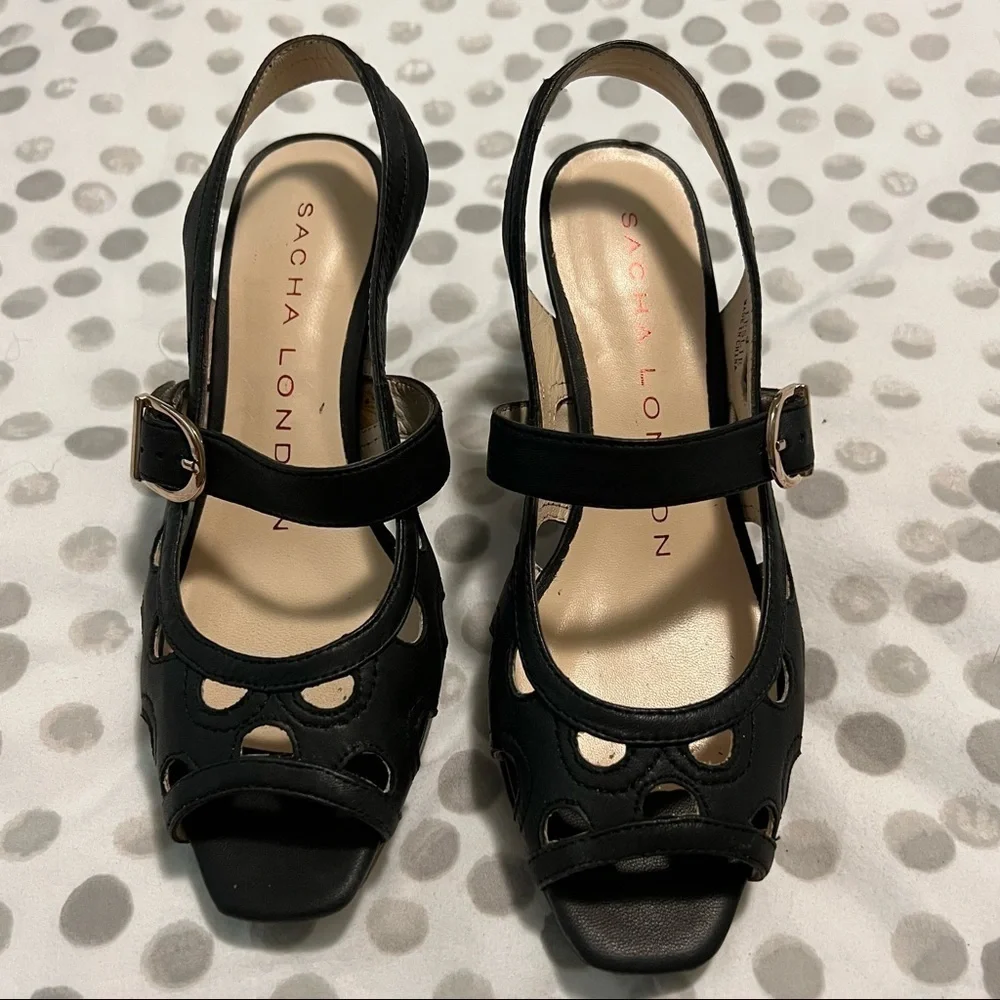 Sacha London Leslie Peep Toe Sandals Black Leather Size 6